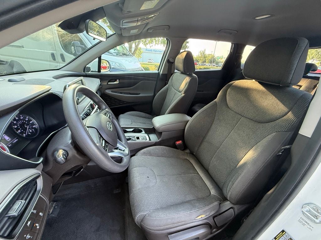 2019 Hyundai Santa Fe SE - Photo 18