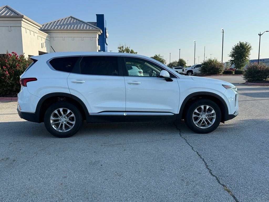 2019 Hyundai Santa Fe SE - Photo 8