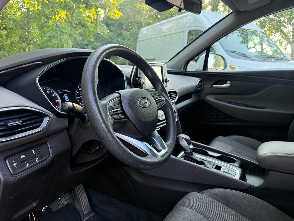 2019 Hyundai Santa Fe SE - Photo 9