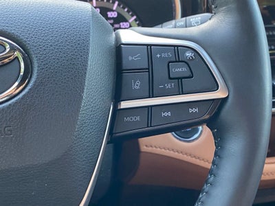 2022 Toyota Highlander Platinum