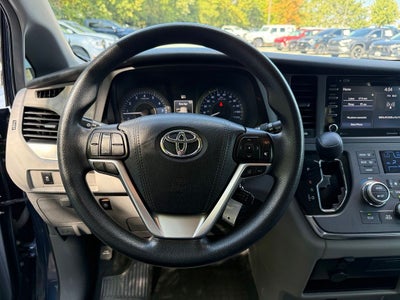 2018 Toyota Sienna LE 8 Passenger