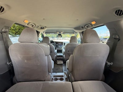 2018 Toyota Sienna LE 8 Passenger