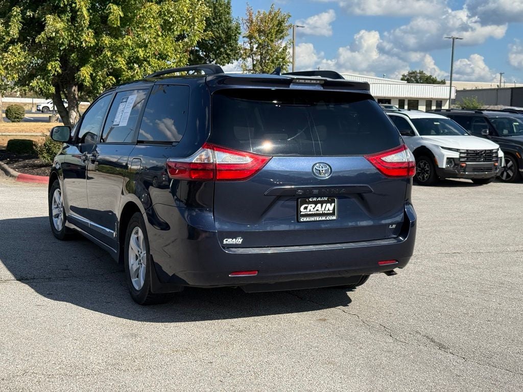 2018 Toyota Sienna LE 8 Passenger