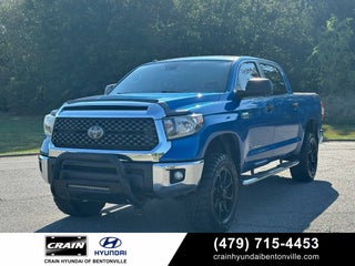 2018 Toyota Tundra SR5 - 4WD / LIFTED! / CLEAN CARFAX
