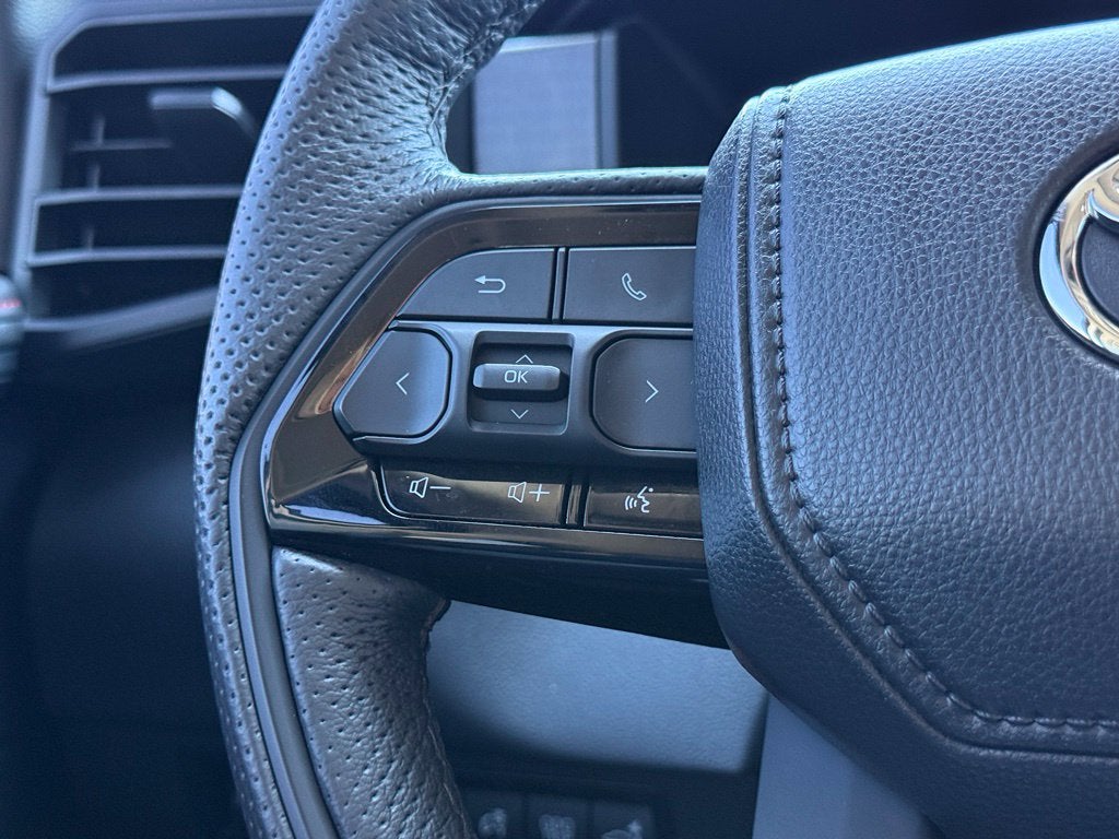 2023 Toyota Tundra Hybrid TRD Pro - 4WD / PANORAMIC SUNROOF