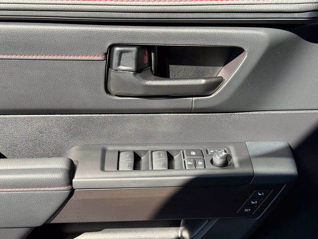 2023 Toyota Tundra Hybrid TRD Pro - 4WD / PANORAMIC SUNROOF