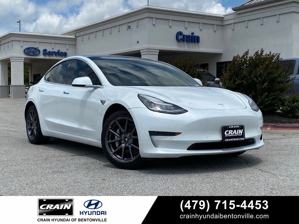 2019 Tesla Model 3 Standard Range's photo