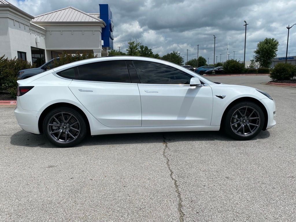 2019 Tesla Model 3 Base - Photo 8