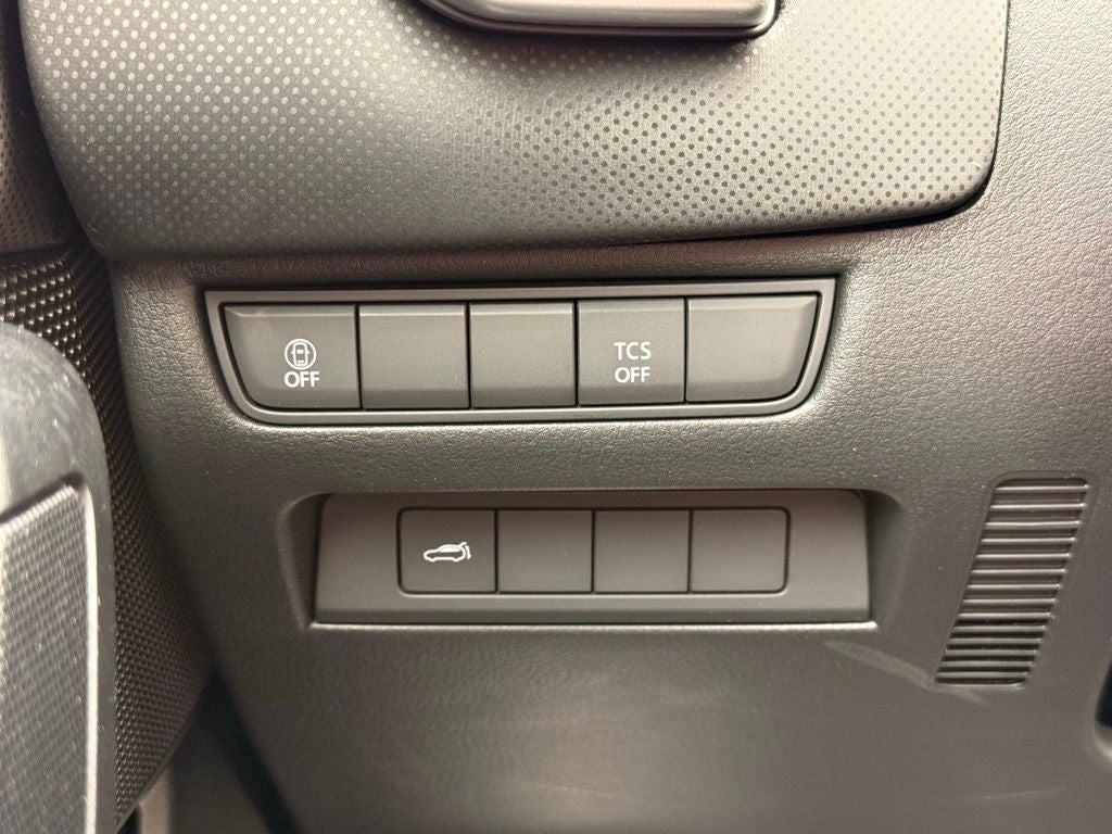 2025 Mazda Mazda CX-50 2.5 S Preferred Package CLEAN CAR FAX ONE OWNER