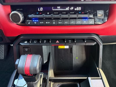 2024 Toyota Sequoia TRD Pro - 4WD / PANORAMIC SUNROOF / CLEAN CARFAX
