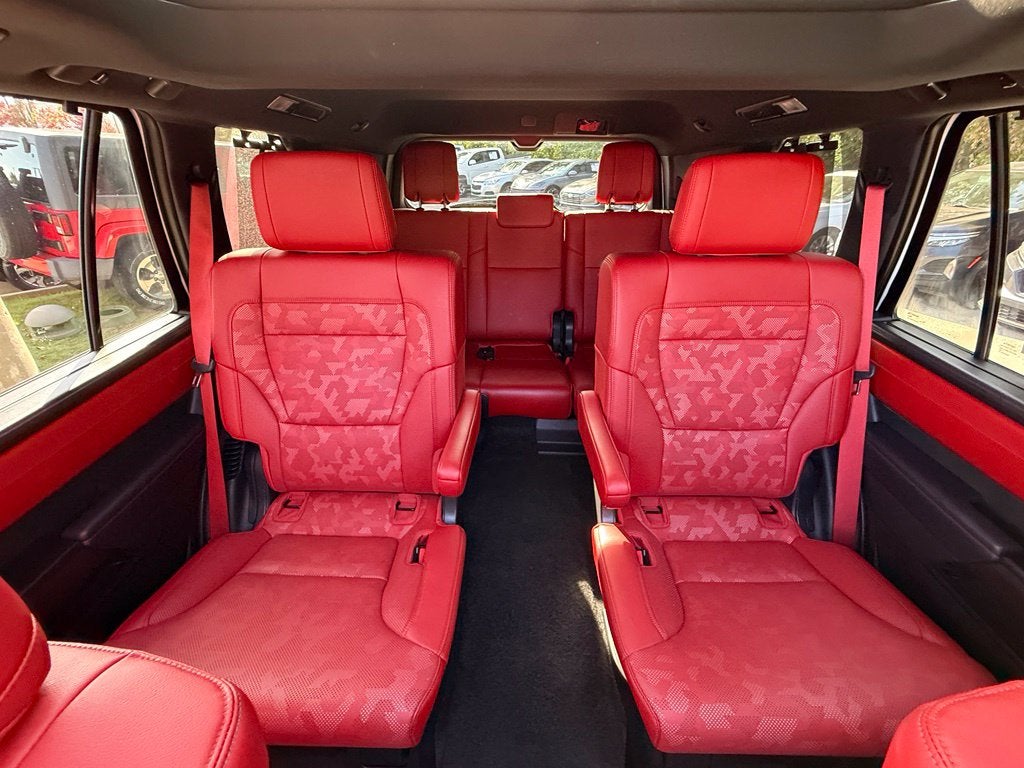 2024 Toyota Sequoia TRD Pro - 4WD / PANORAMIC SUNROOF / CLEAN CARFAX