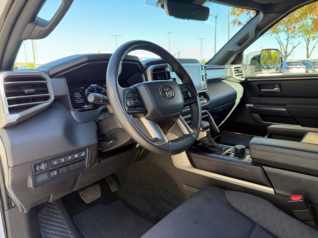 2025 Toyota Sequoia SR5 - Photo 9