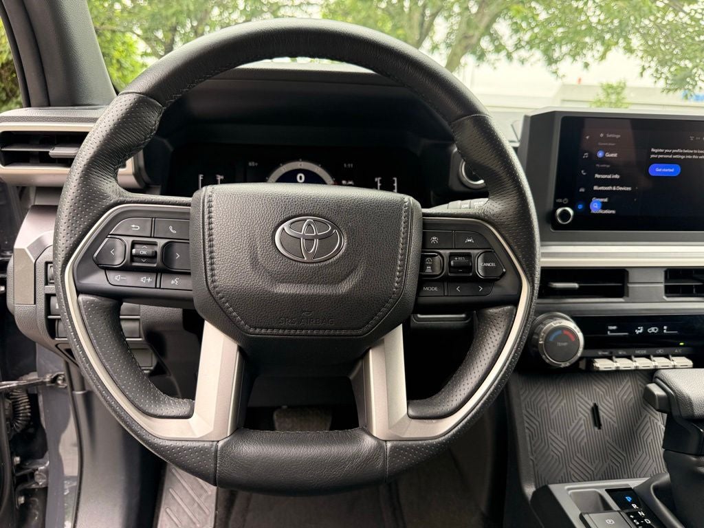 2025 Toyota 4Runner SR5 - Photo 11