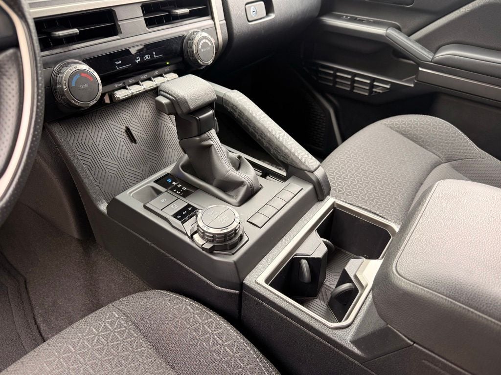 2025 Toyota 4Runner SR5 - Photo 13