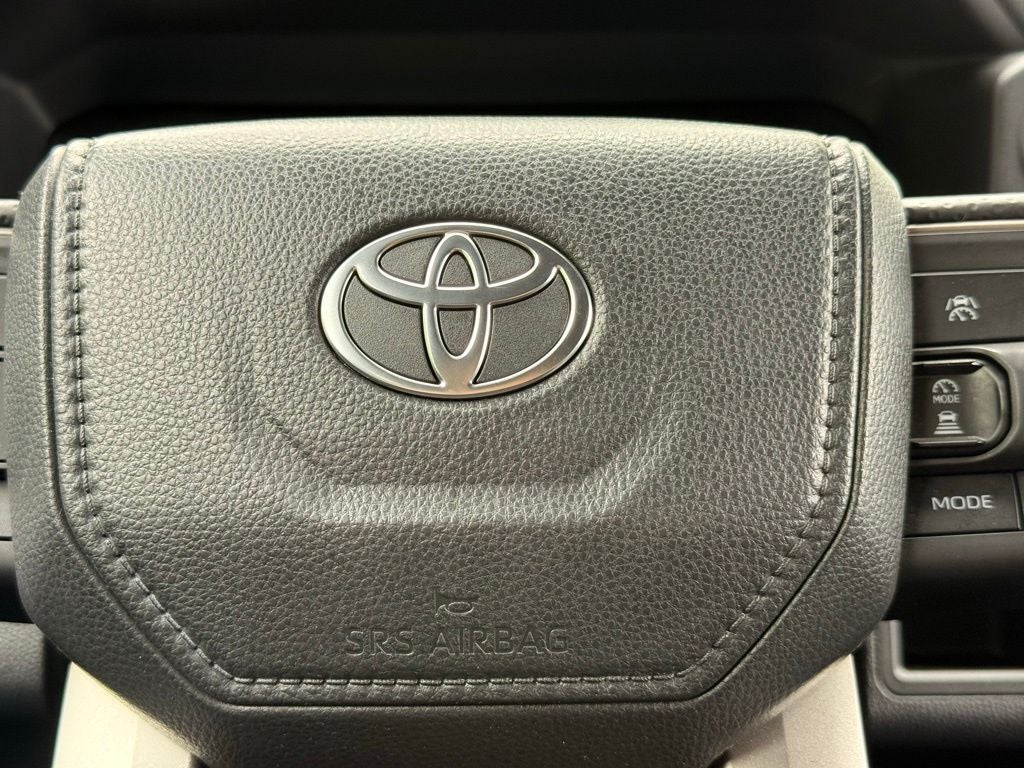 2025 Toyota 4Runner SR5 - Photo 17