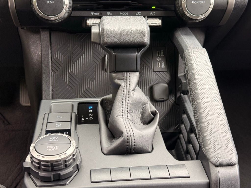 2025 Toyota 4Runner SR5 - Photo 19