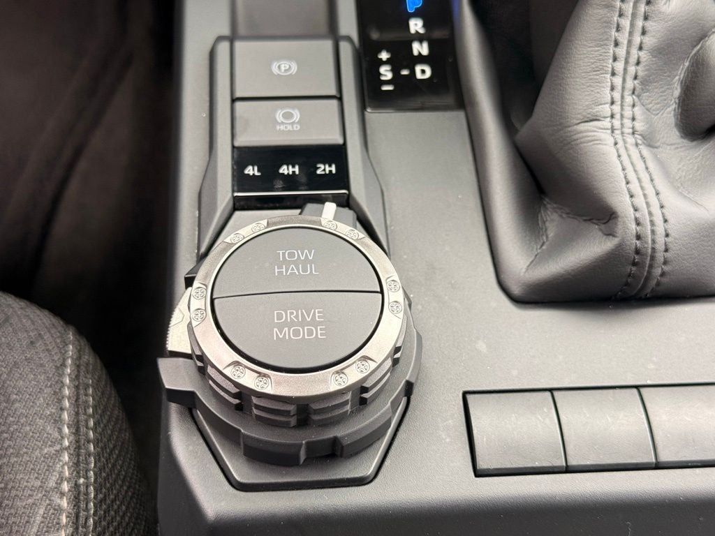 2025 Toyota 4Runner SR5 - Photo 20