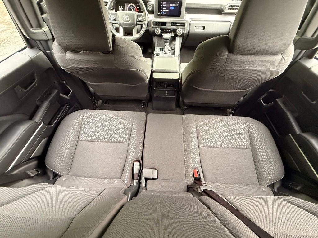 2025 Toyota 4Runner SR5 - Photo 35