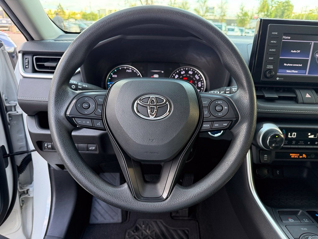 2022 Toyota RAV4 XLE - Photo 11