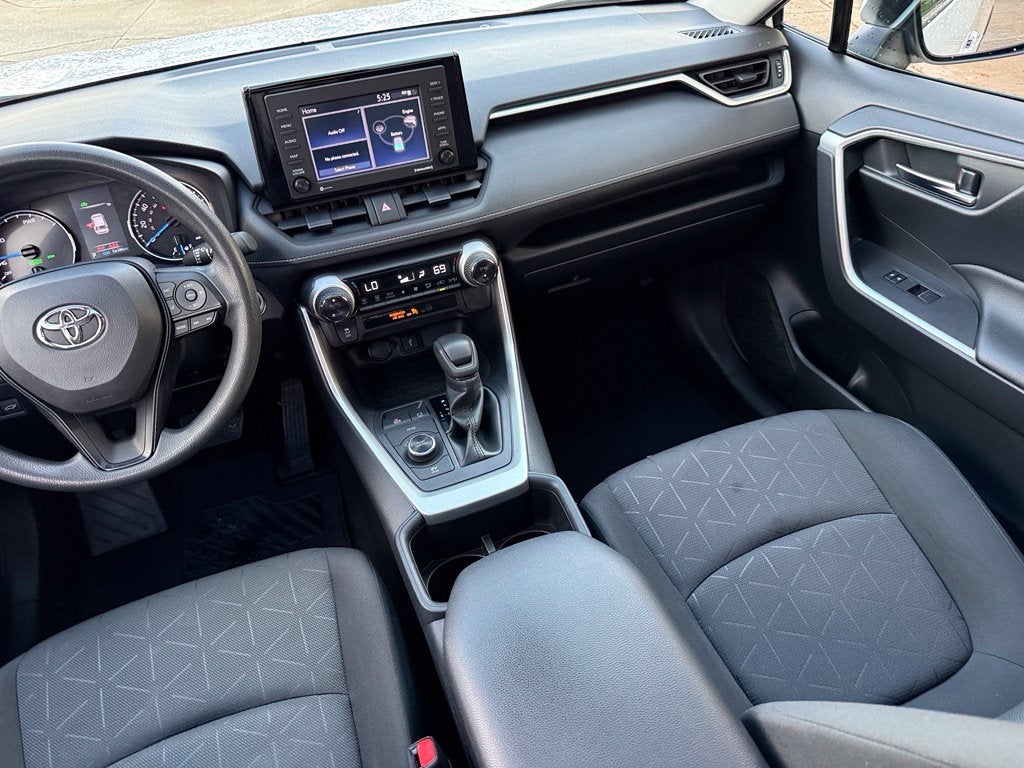 2022 Toyota RAV4 XLE - Photo 27