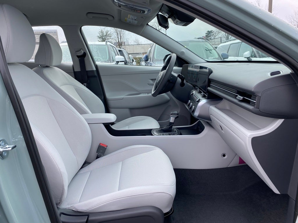 2026 Hyundai KONA SE FWD