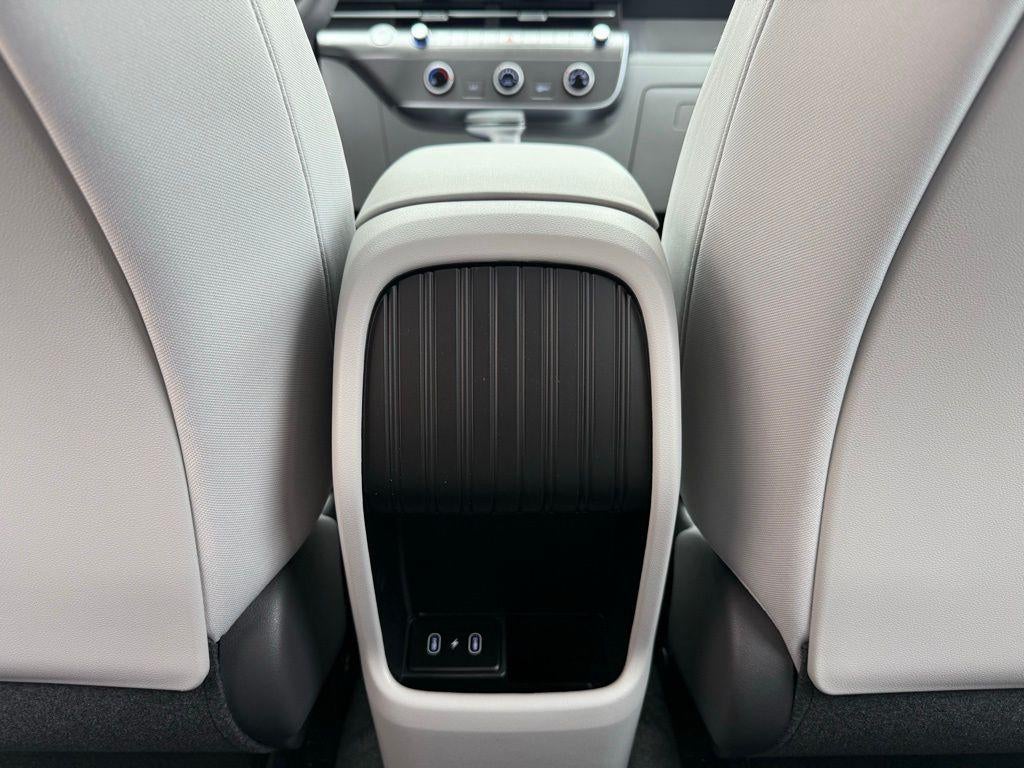 2026 Hyundai KONA SE FWD