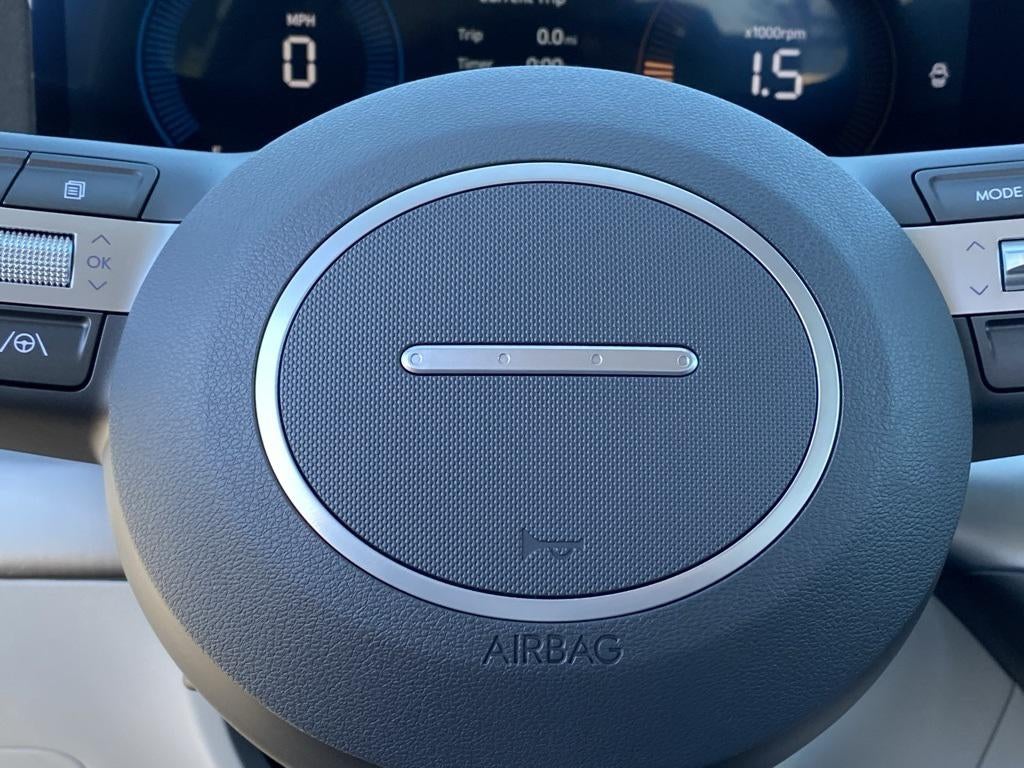 2026 Hyundai KONA SE FWD