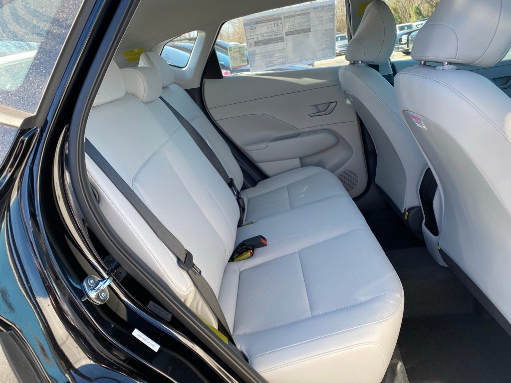 2026 Hyundai KONA SE FWD