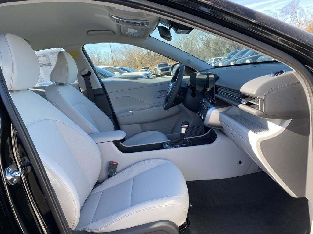 2026 Hyundai KONA SE FWD