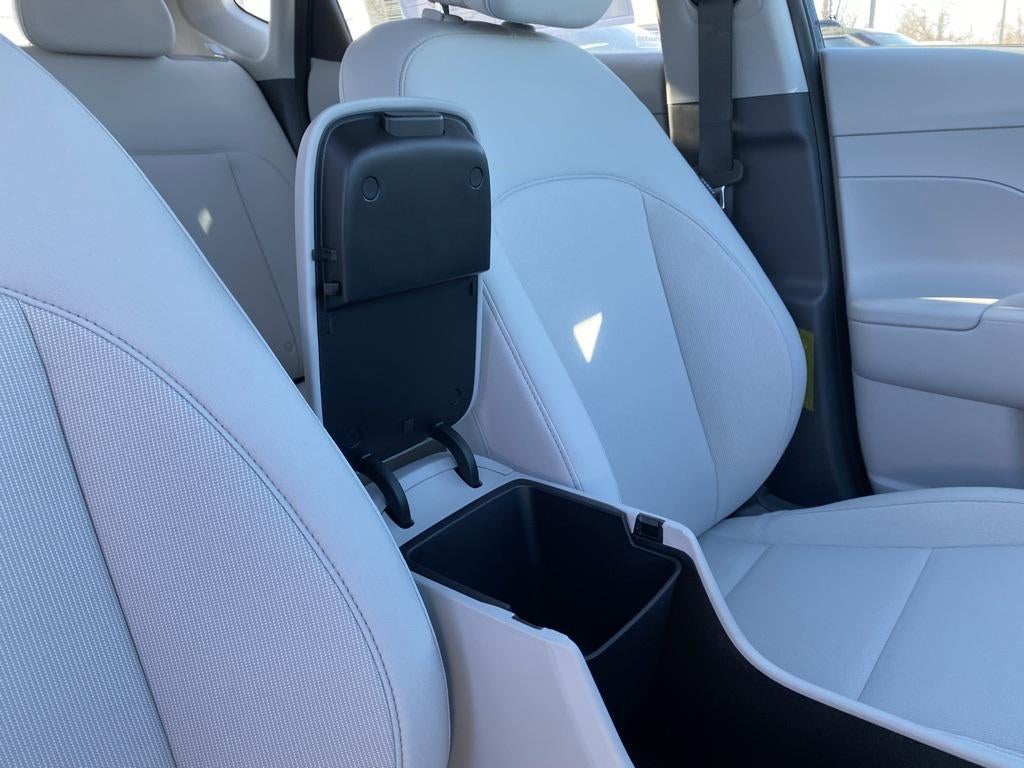 2026 Hyundai KONA SE FWD