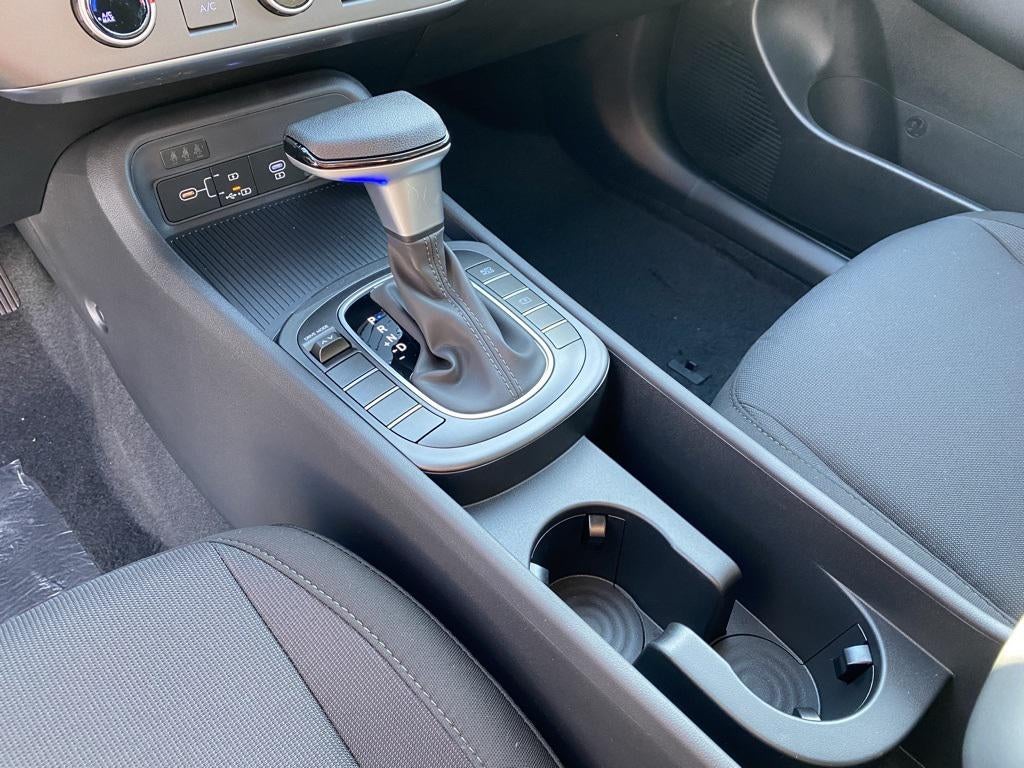 2026 Hyundai KONA SE FWD