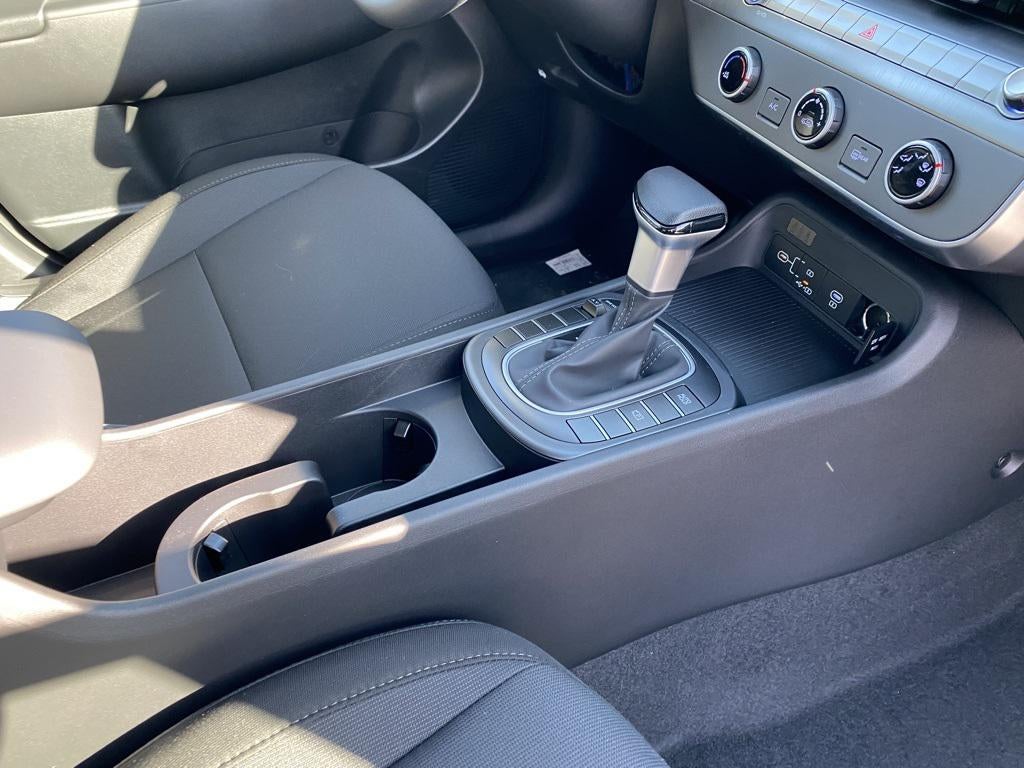 2026 Hyundai KONA SE FWD