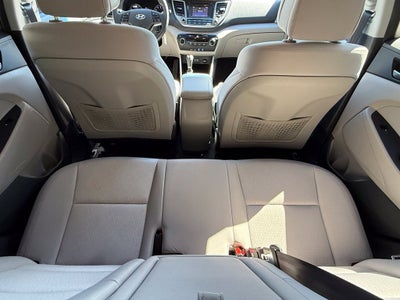 2017 Hyundai TUCSON SE - CLEAN CARFAX / ONE OWNER