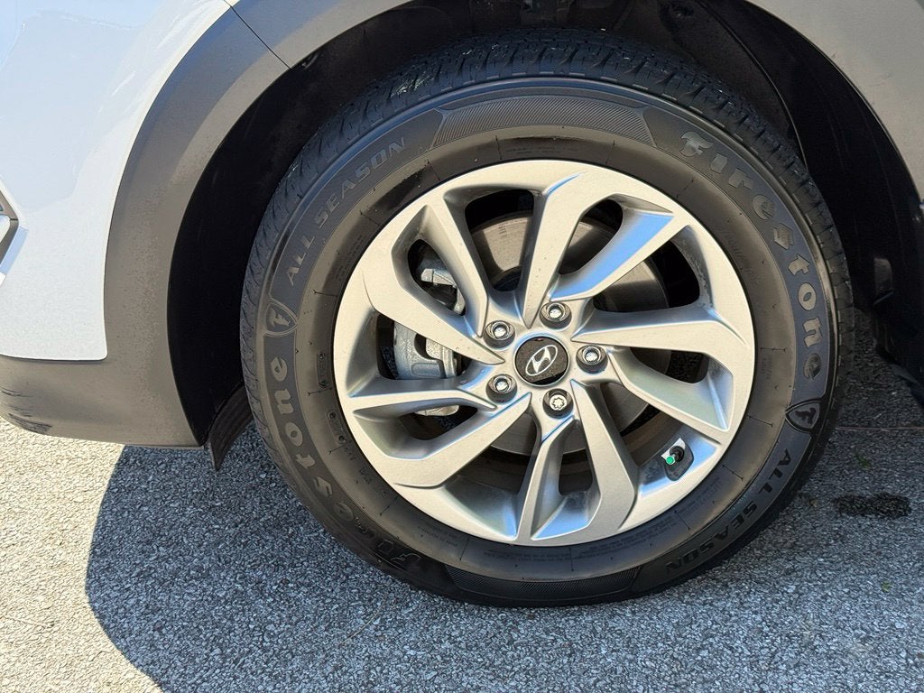 2017 Hyundai TUCSON SE - CLEAN CARFAX / ONE OWNER