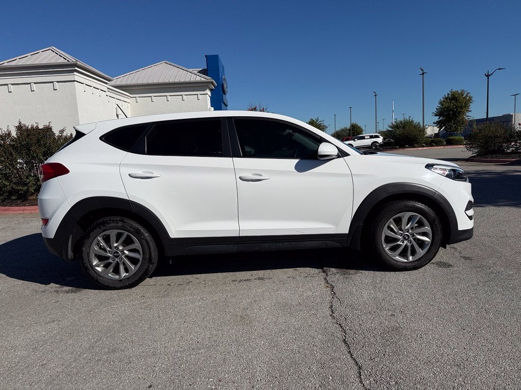 2017 Hyundai TUCSON SE - CLEAN CARFAX / ONE OWNER
