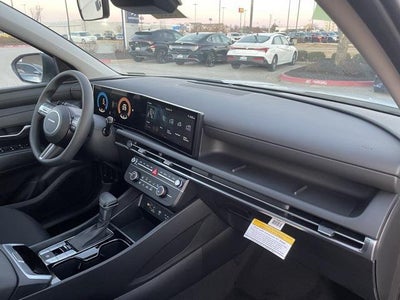 2025 Hyundai TUCSON SE FWD