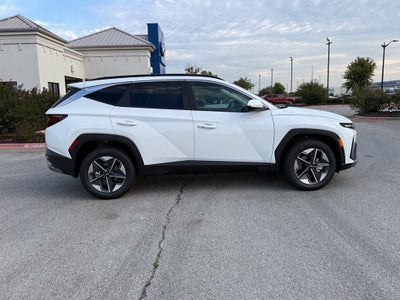 2026 Hyundai TUCSON HYBRID SEL