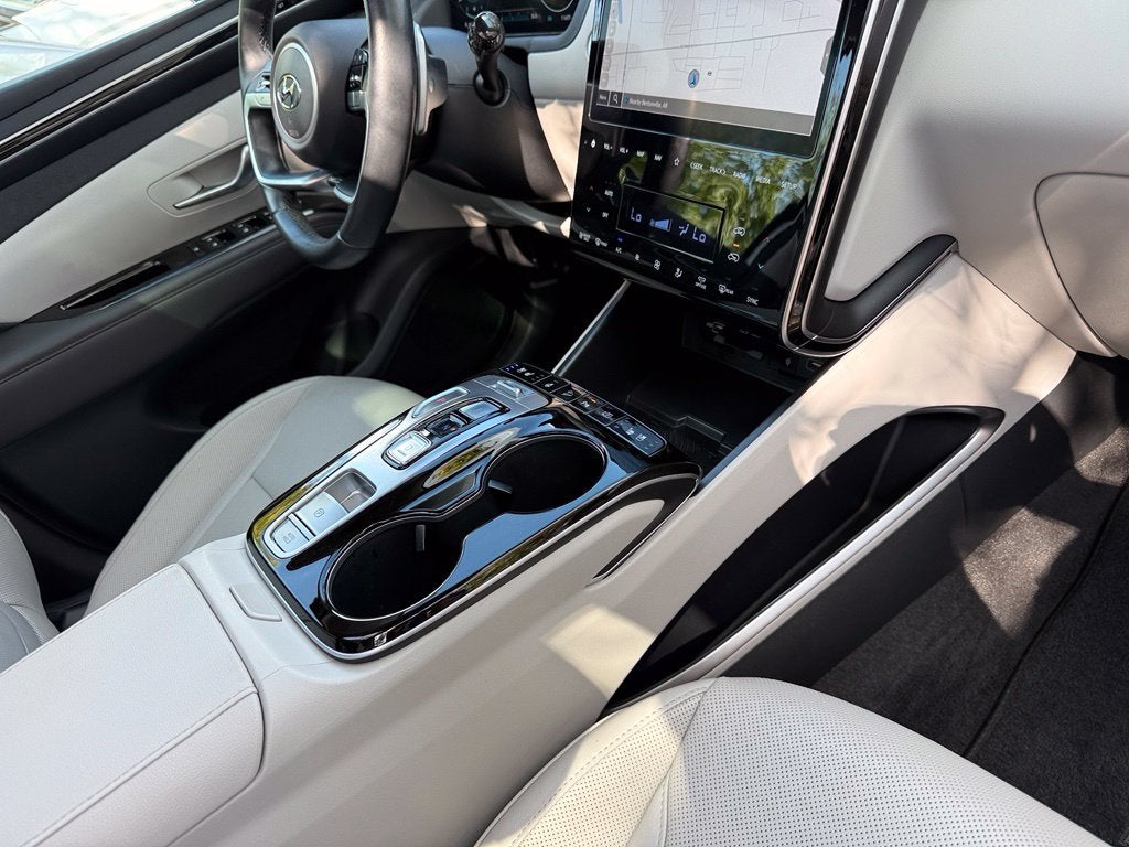 2024 Hyundai TUCSON HYBRID Limited - AWD / CLEAN CARFAX / PANORAMIC SUNROOF
