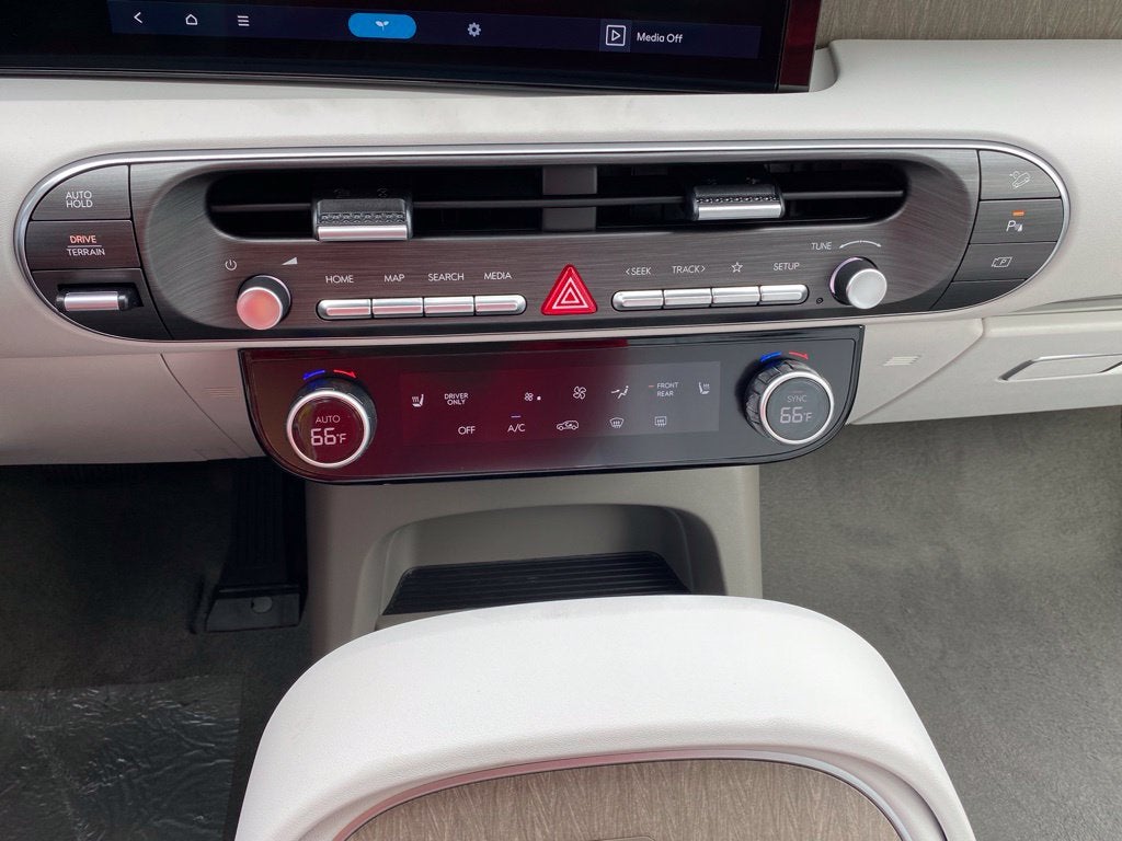 2027 Hyundai PALISADE HYBRID SEL 8 Passenger