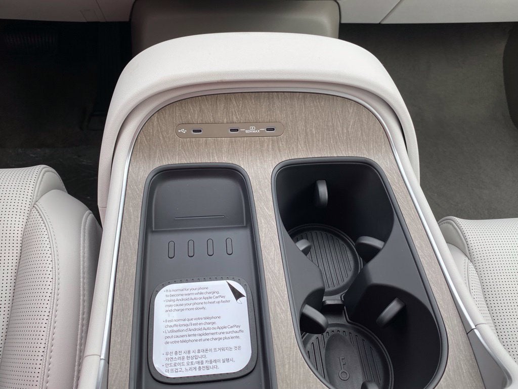 2027 Hyundai PALISADE HYBRID SEL 8 Passenger