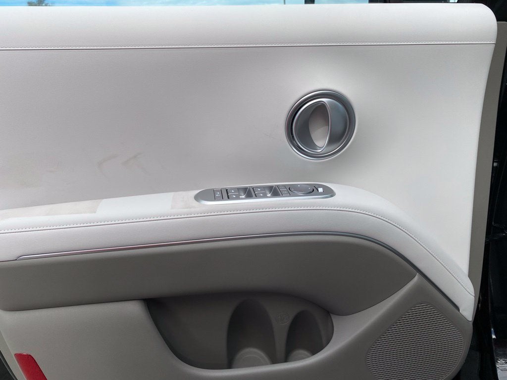 2027 Hyundai PALISADE HYBRID SEL 8 Passenger