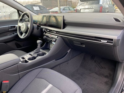 2026 Hyundai SONATA SE