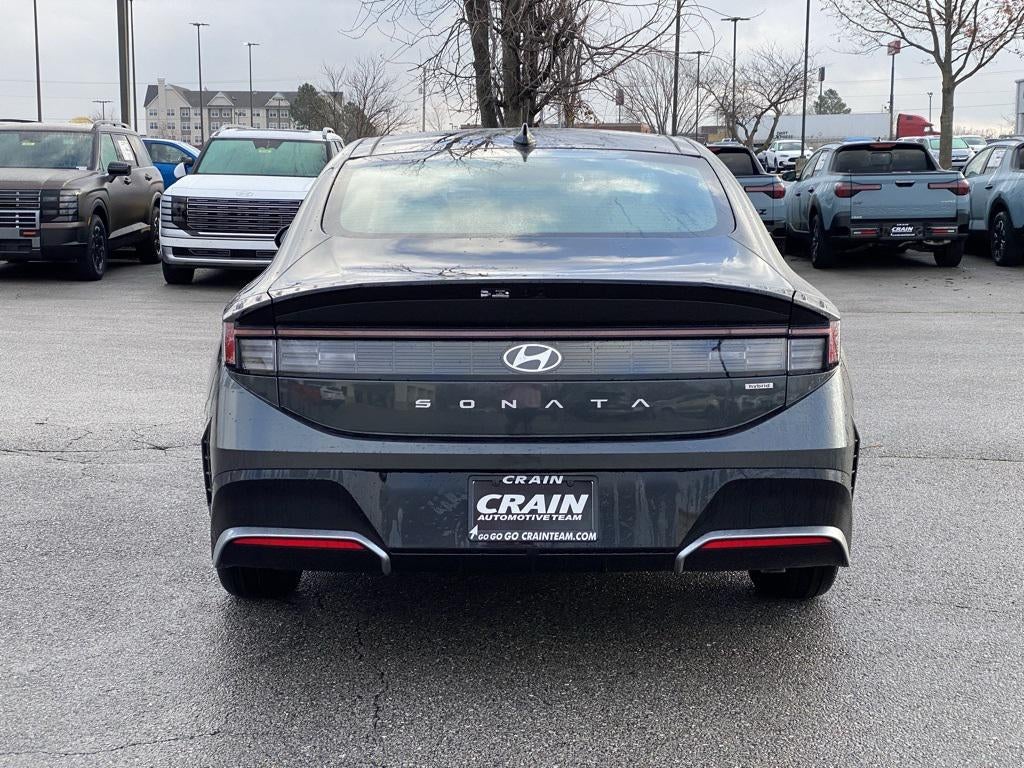 2026 Hyundai SONATA HYBRID SEL