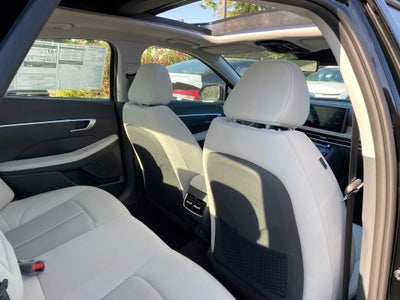 2026 Hyundai SONATA HYBRID SEL