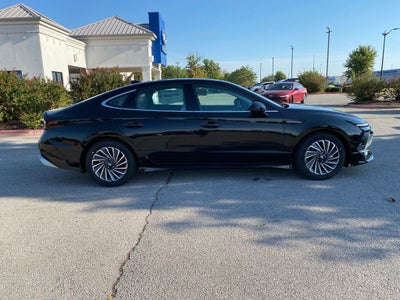 2026 Hyundai SONATA HYBRID SEL
