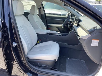 2025 Hyundai SONATA HYBRID SEL