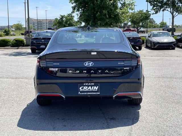 2025 Hyundai SONATA HYBRID SEL