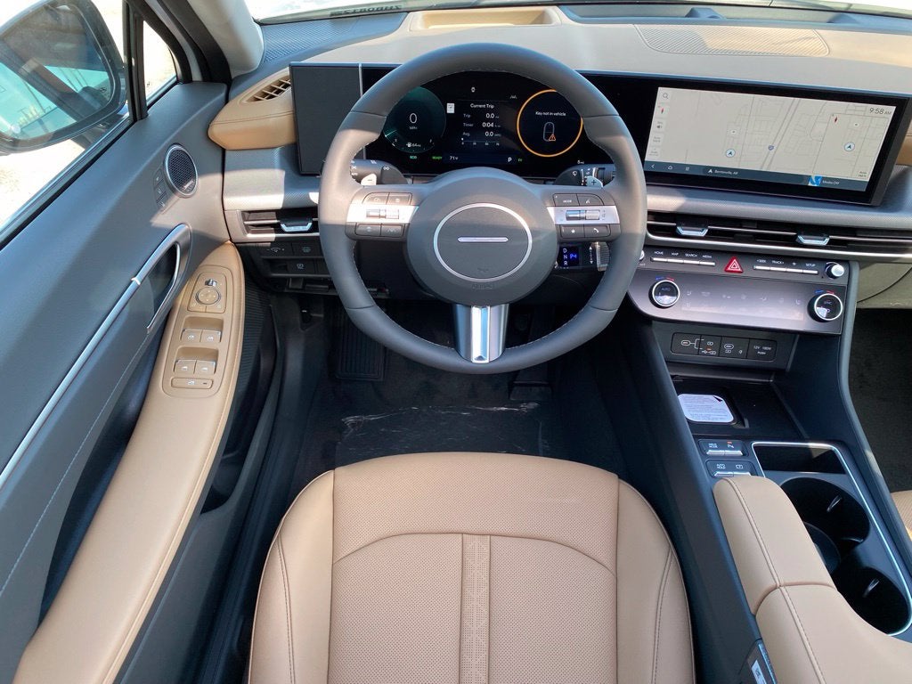 2027 Hyundai SONATA HYBRID Limited