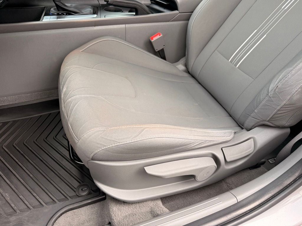 2023 Hyundai ELANTRA SEL Fluid Metal