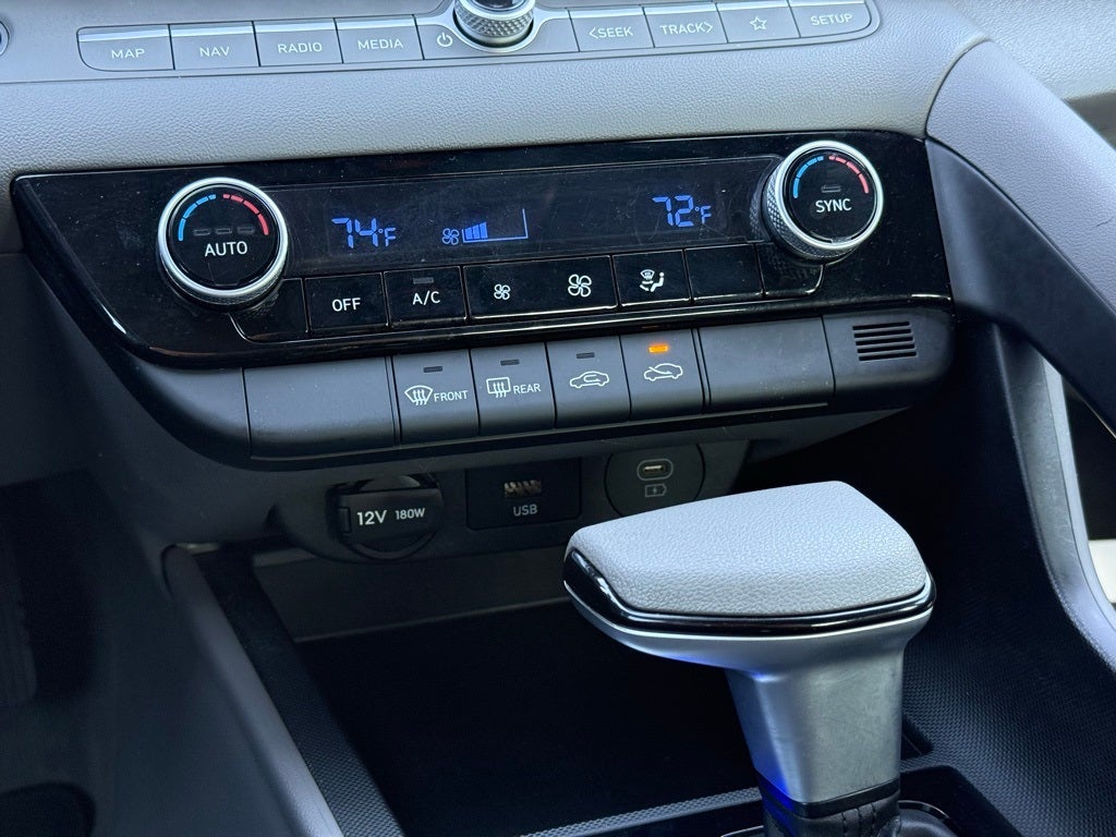 2024 Hyundai ELANTRA SEL ONE OWNER CAR FAX